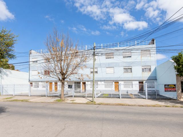 Campos 625, Moron - foto 2